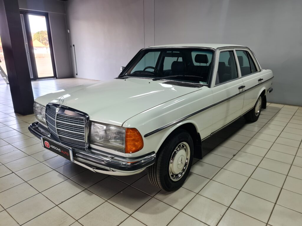 1987 Mercedes-Benz 230 E A/T A/C W123