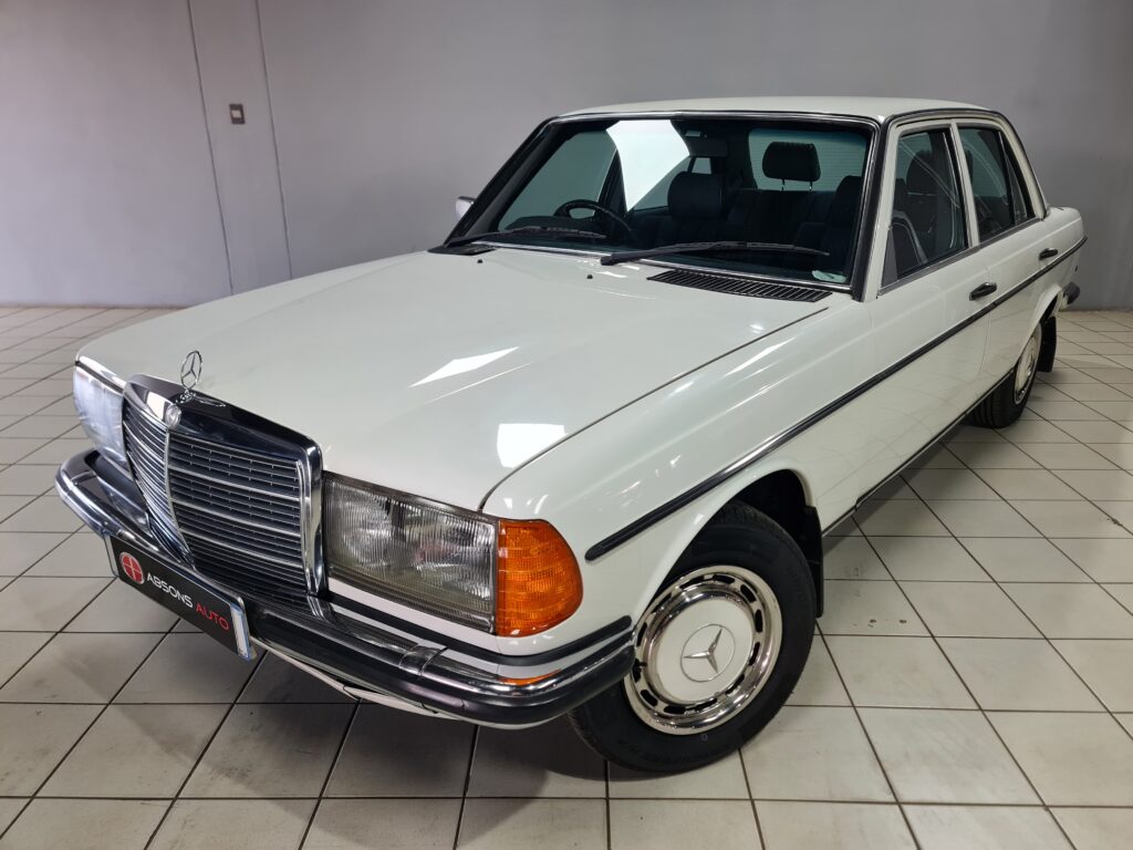 1987 Mercedes-Benz 230 E A/T A/C W123